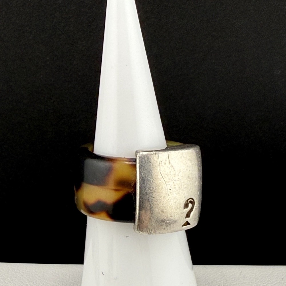Vintage Band Ring Acrylic Tortoiseshell Question Mark Size 5 - Picture 1 of 9